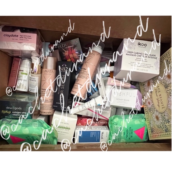 NEW Largest & Highest Rated Bundle of Luxury & High-End Cosmetics & Skincare NEW - Picture 8 of 17